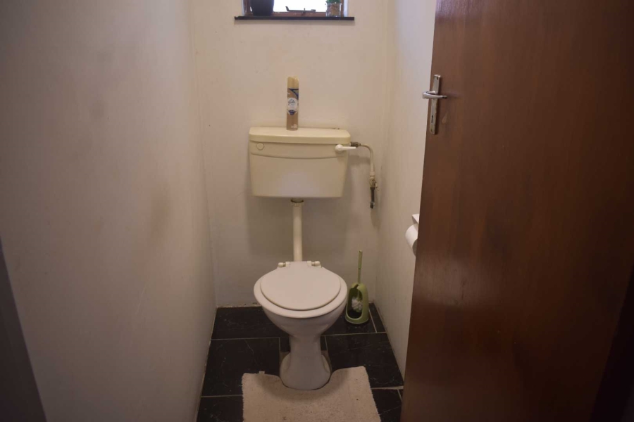 3 Bedroom Property for Sale in Summerpride Eastern Cape